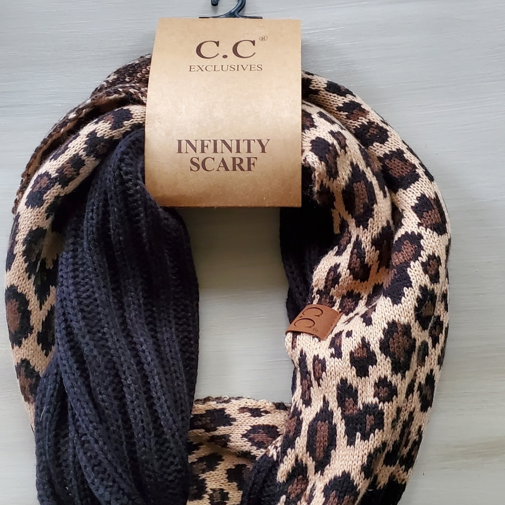Infinity scarf